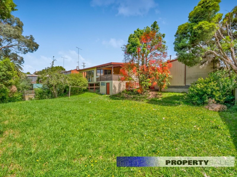 6 Railway Crescent, Moe VIC 3825