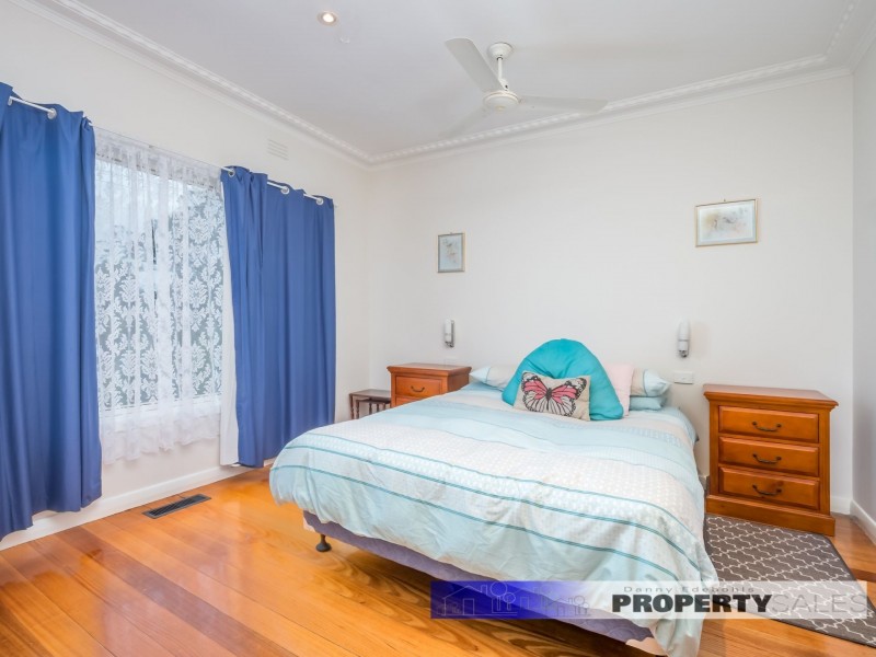 123 Service Road, Moe VIC 3825