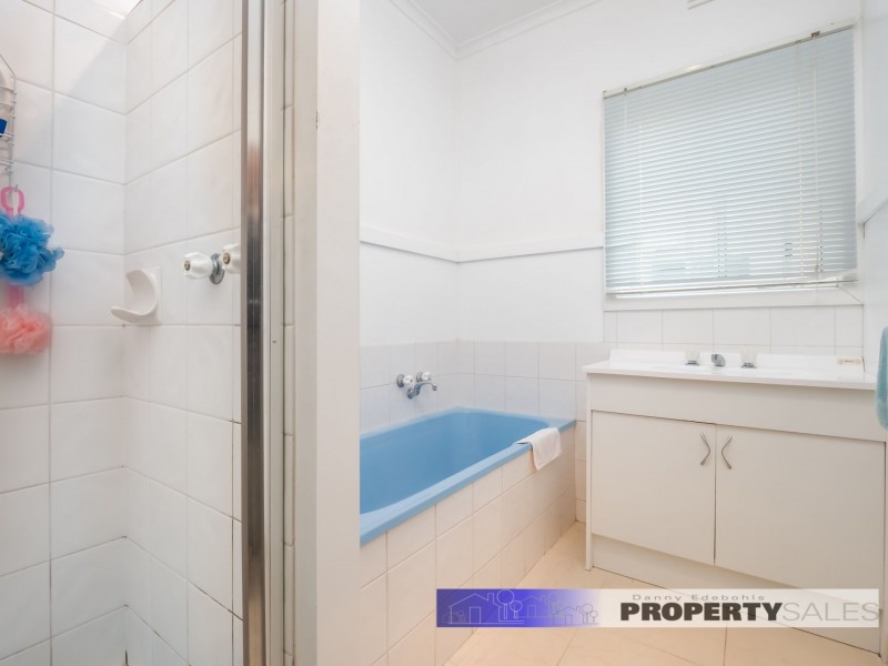 123 Service Road, Moe VIC 3825