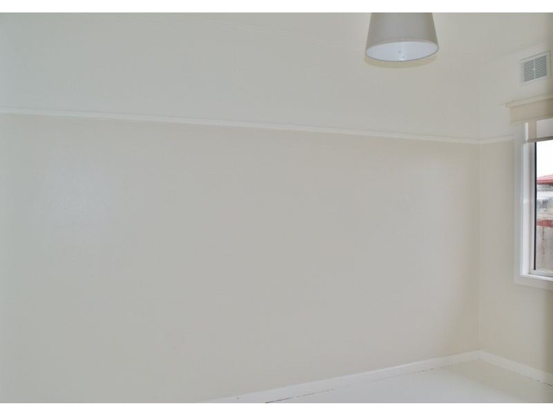 24 Lincoln Street, Moe VIC 3825