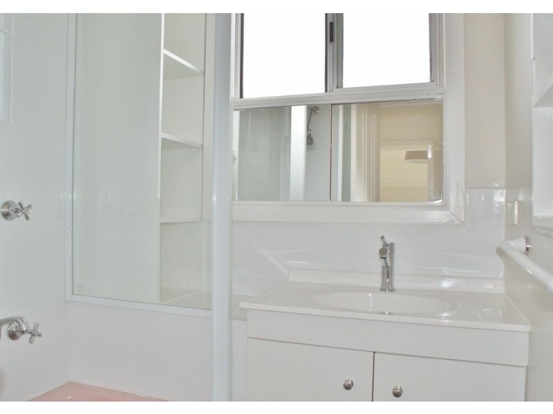 24 Lincoln Street, Moe VIC 3825