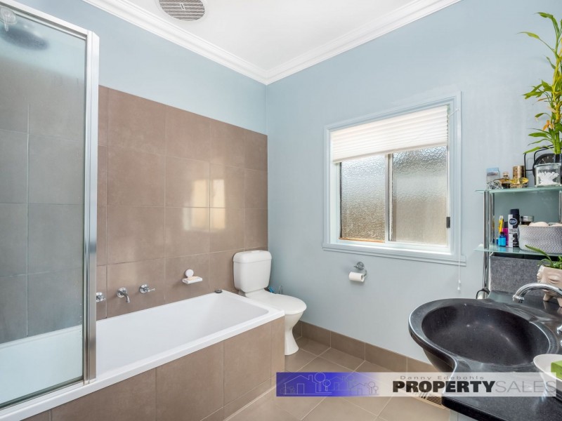 1 Paisley Street, Newborough VIC 3825