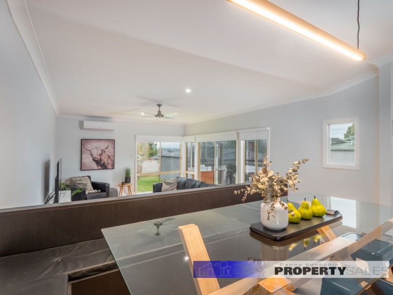 27 Durham Road, Newborough VIC 3825