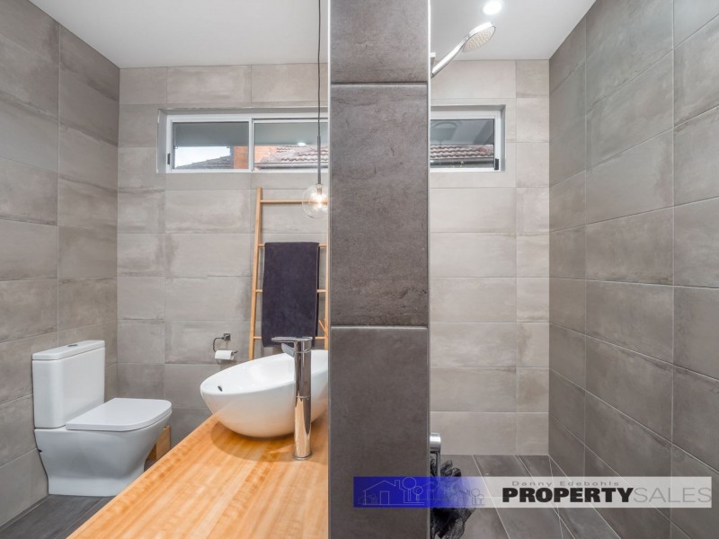 27 Durham Road, Newborough VIC 3825