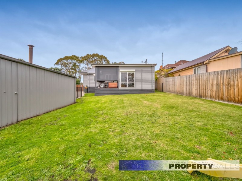 27 Durham Road, Newborough VIC 3825