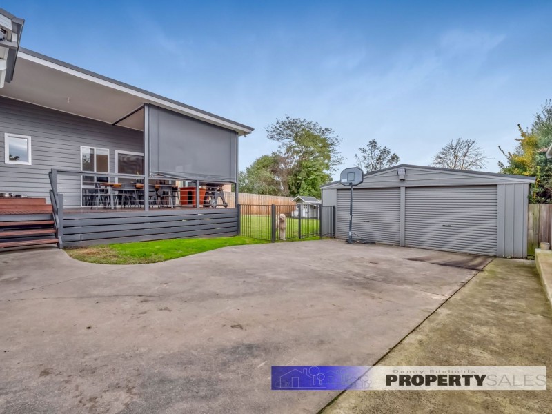 27 Durham Road, Newborough VIC 3825