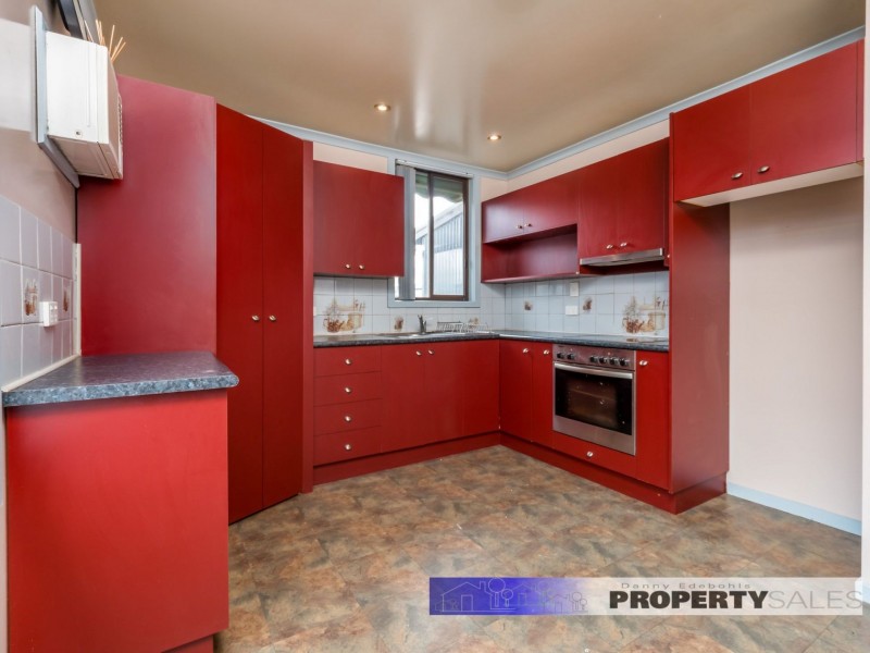 12 Retford Street, Newborough VIC 3825