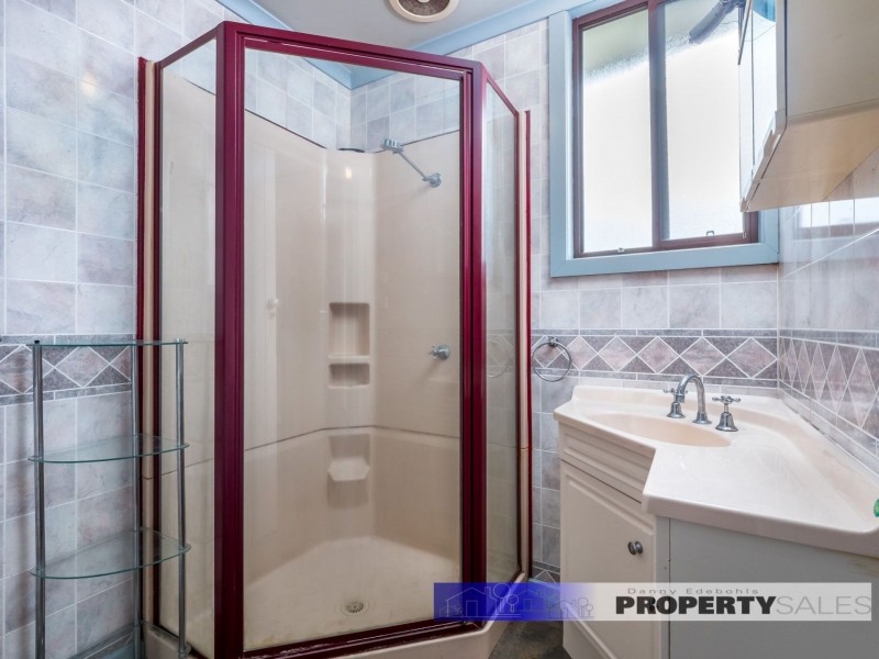 12 Retford Street, Newborough VIC 3825