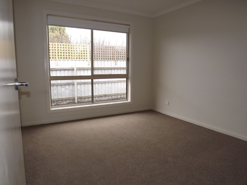 99 Hennessey Street, Moe VIC 3825