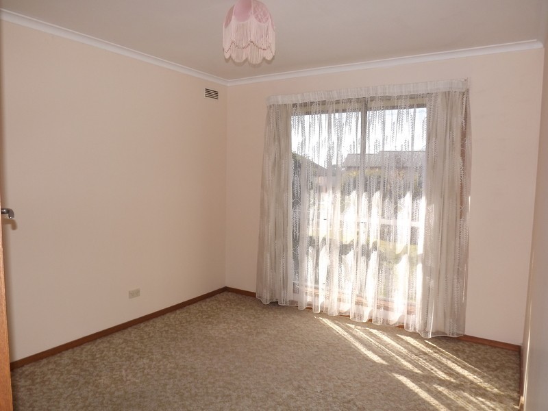 77 Shanahan Parade, Newborough VIC 3825