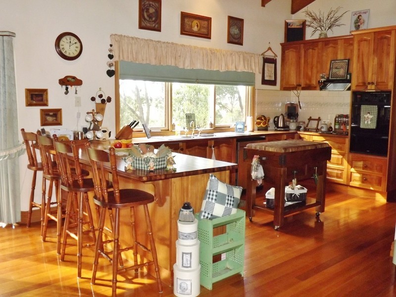 21 Delbridge Drive, Moe South VIC 3825