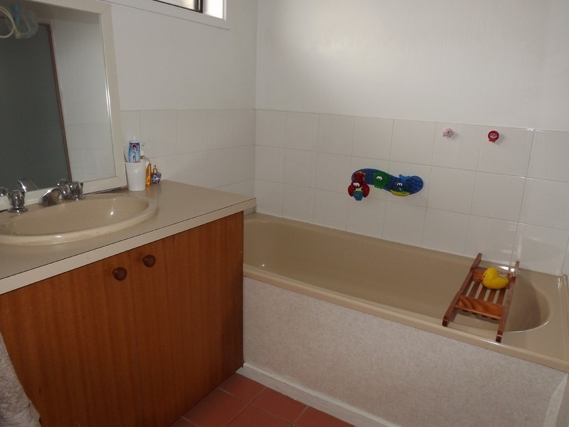 3/21  William Street, Newborough VIC 3825