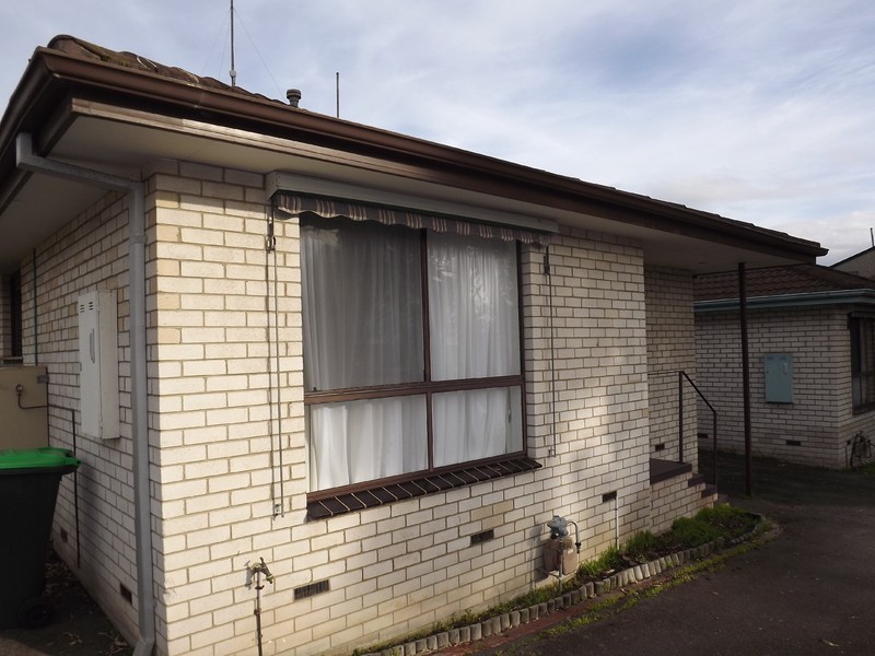 3/21  William Street, Newborough VIC 3825