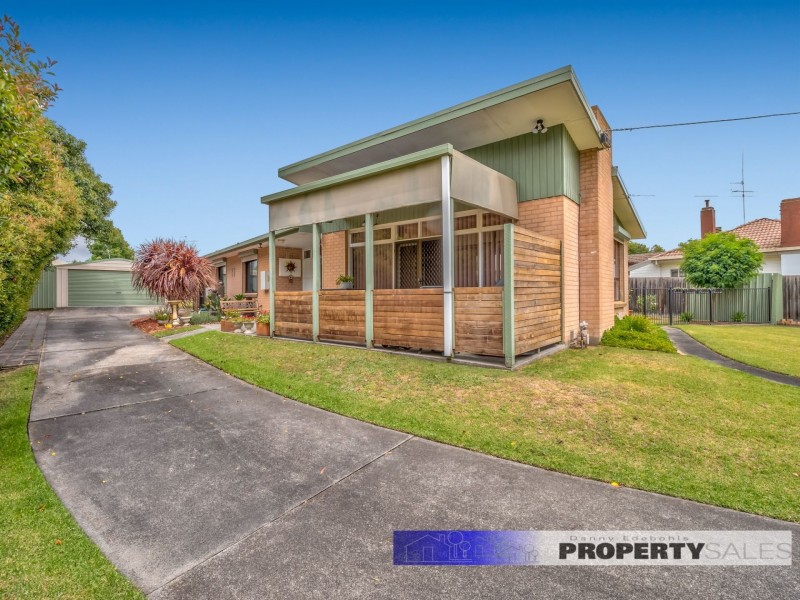 16 Burrage Street, Moe VIC 3825