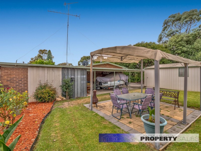 16 Burrage Street, Moe VIC 3825