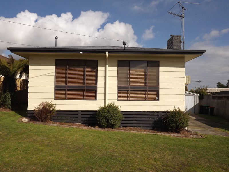 14 Beck Street, Moe VIC 3825