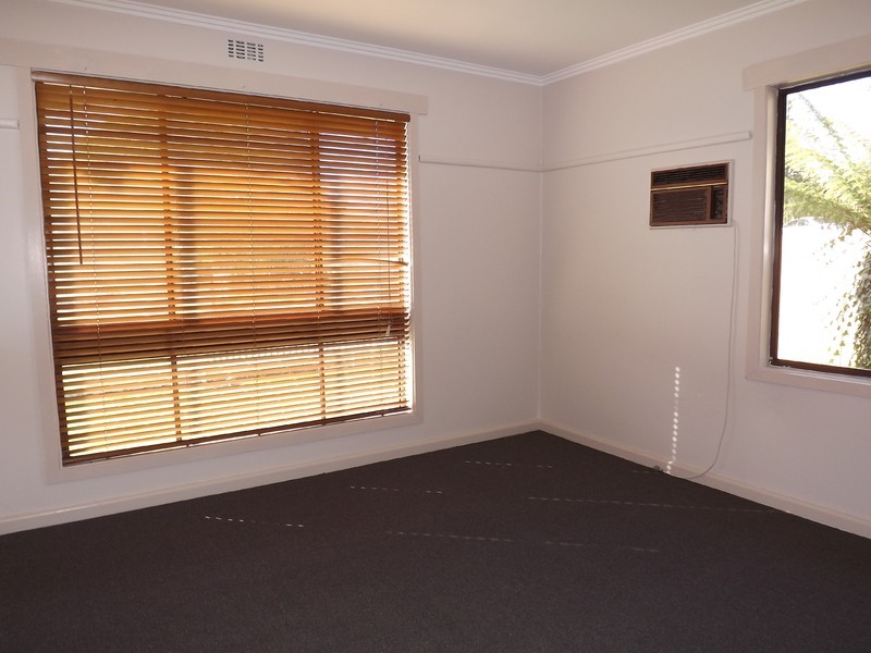 14 Beck Street, Moe VIC 3825