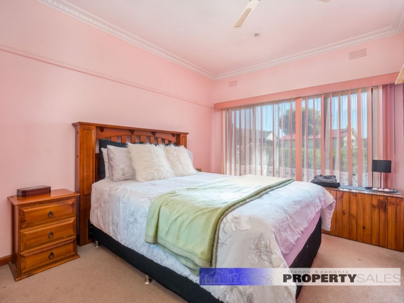 52 Shanahan Parade, Newborough VIC 3825