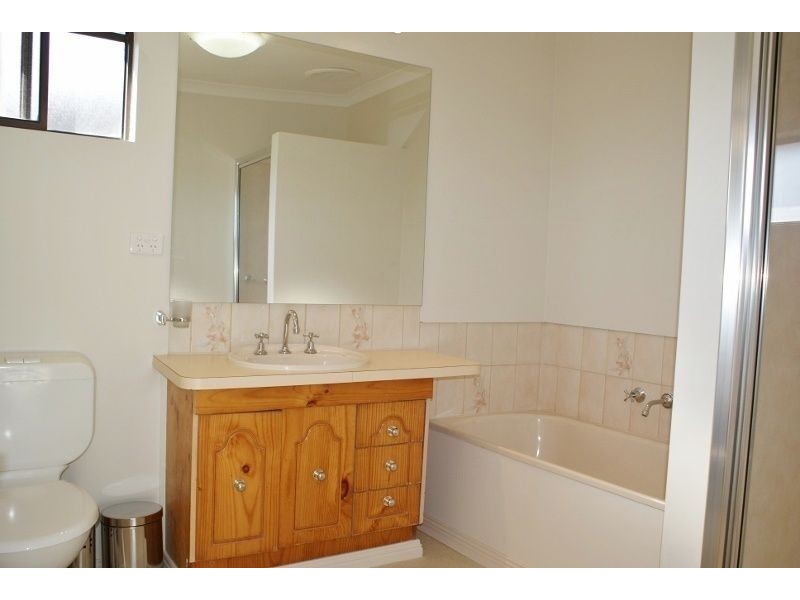 44 John Street, Moe VIC 3825