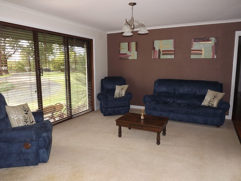 7 Frys Track, Newborough VIC 3825