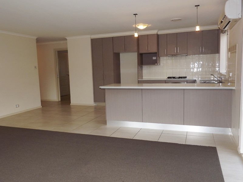 Unit 6/35-37 Monash Road, Newborough VIC 3825