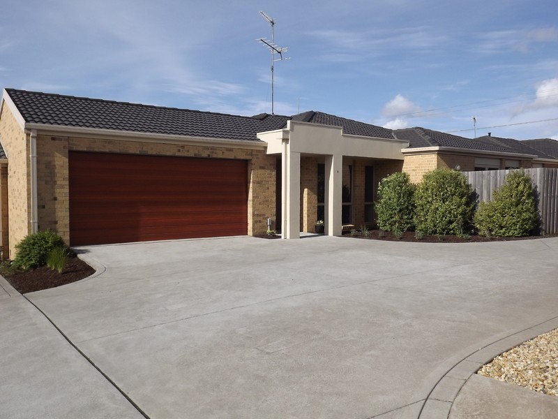 Unit 6/35-37 Monash Road, Newborough VIC 3825