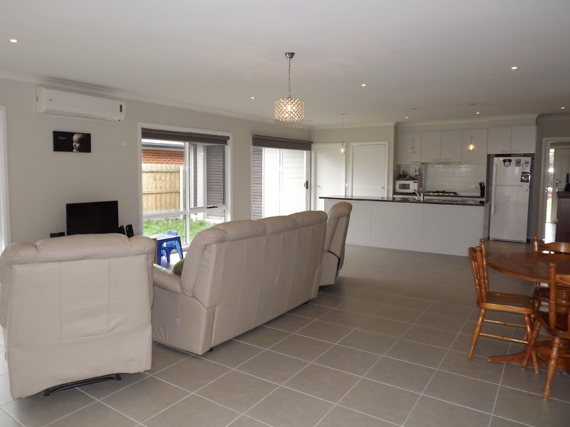 19 Hawker Street, Moe VIC 3825