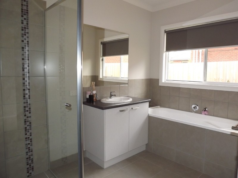 19 Hawker Street, Moe VIC 3825