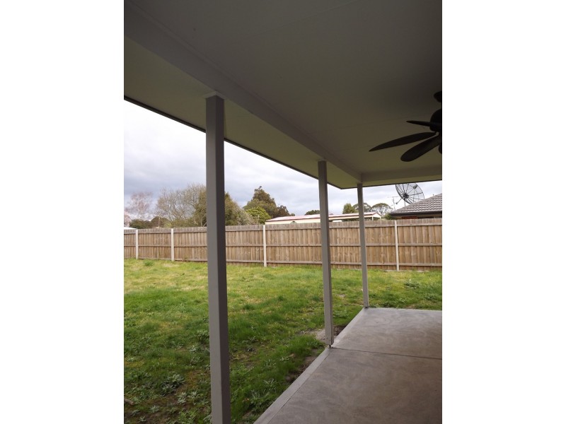 19 Hawker Street, Moe VIC 3825