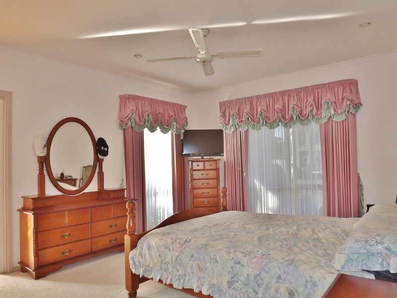 2 Kennedy Court, Newborough VIC 3825
