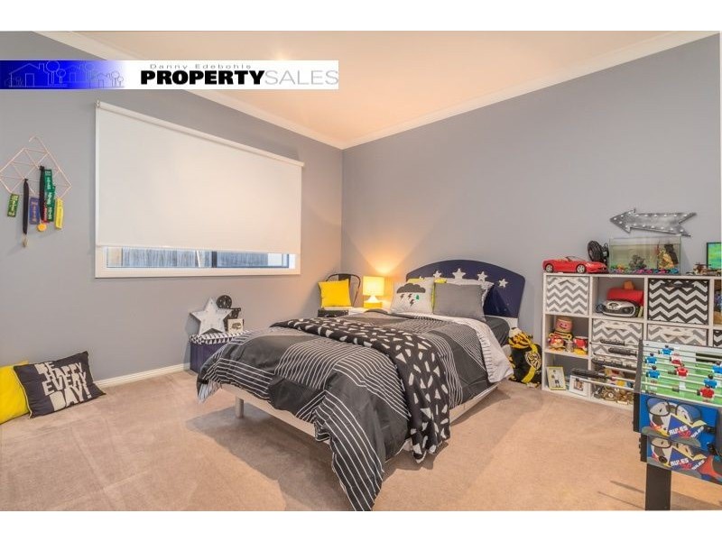 1 Shelton Street, Newborough VIC 3825