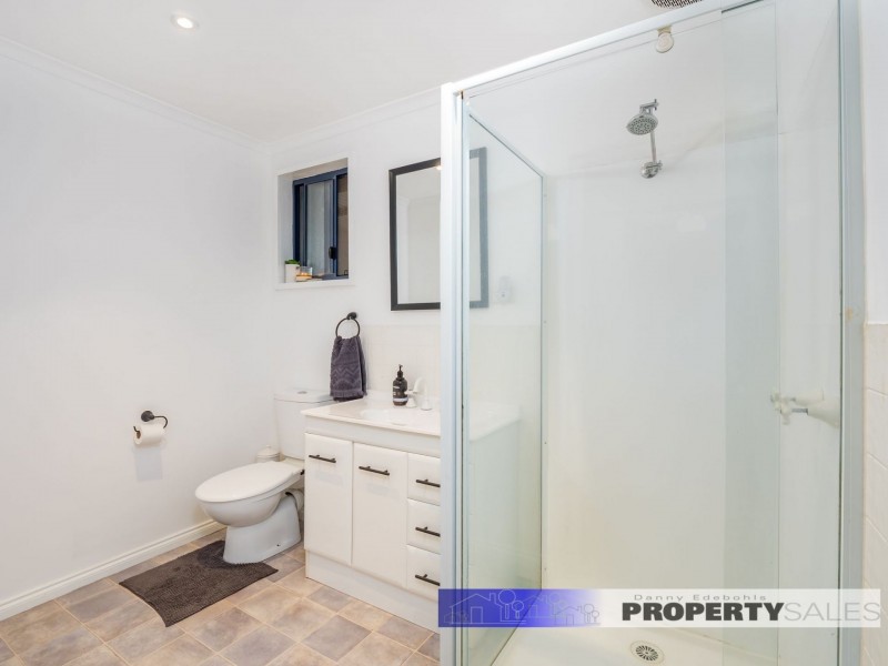 9 Mirboo Street, Newborough VIC 3825