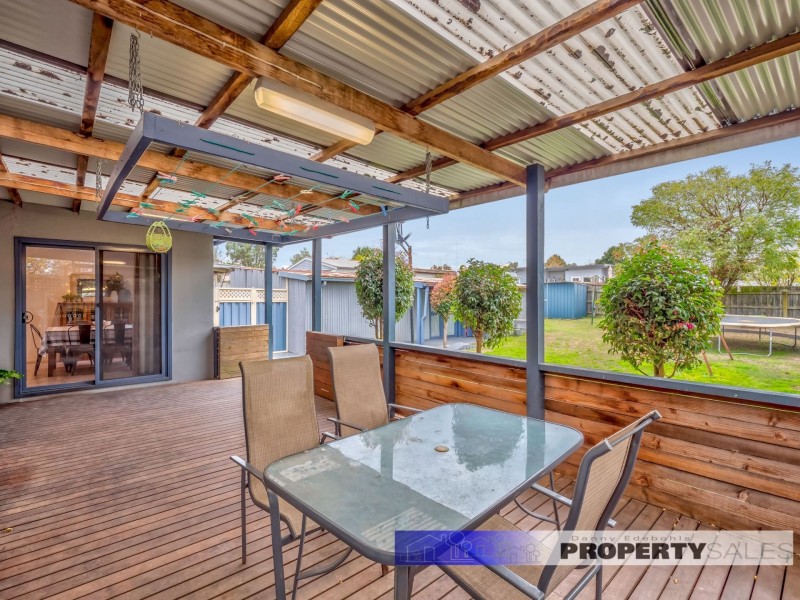 9 Mirboo Street, Newborough VIC 3825