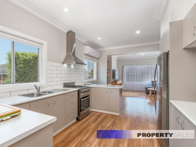 15 William Street, Newborough VIC 3825