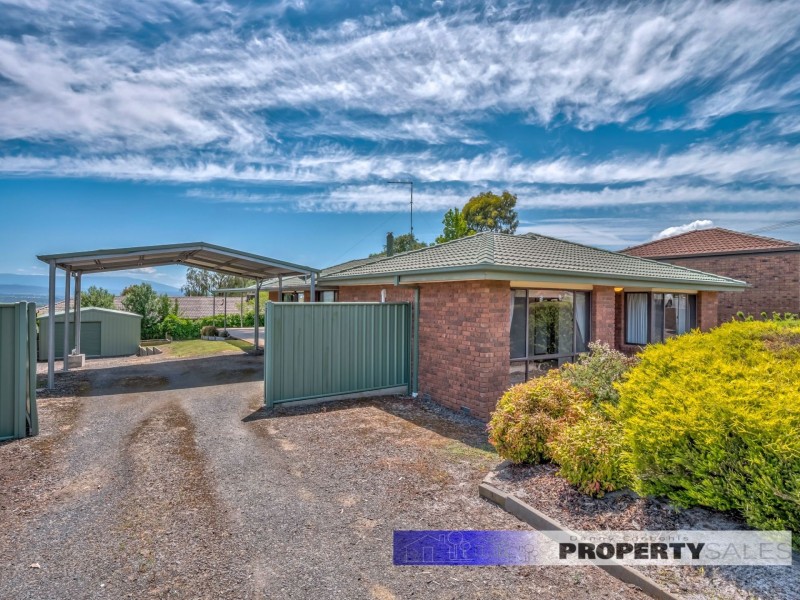 19 Scorpio Drive, Moe VIC 3825