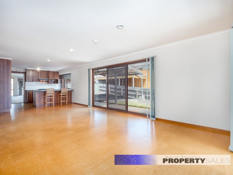 19 Scorpio Drive, Moe VIC 3825