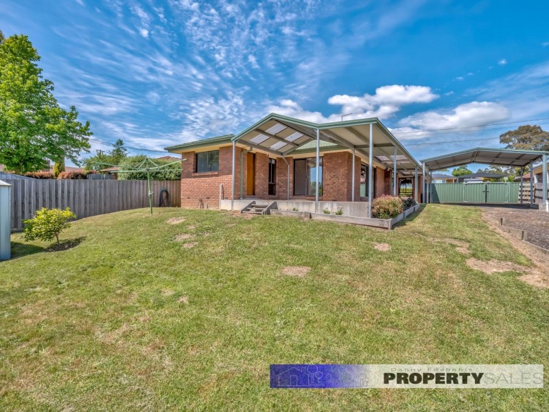 19 Scorpio Drive, Moe VIC 3825
