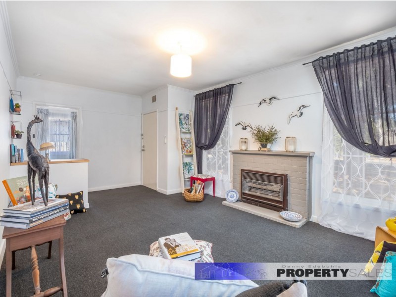 52 Service Road, Moe VIC 3825