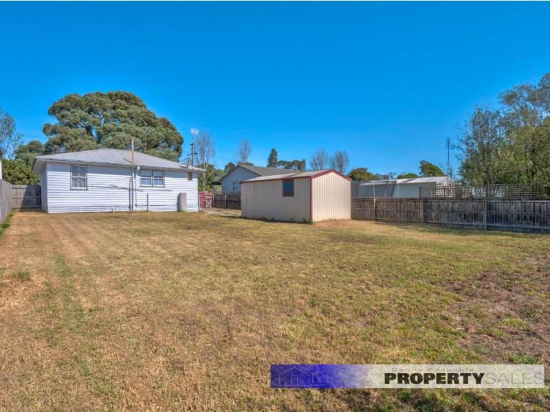52 Service Road, Moe VIC 3825