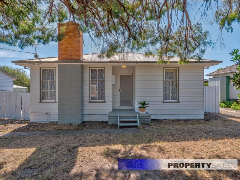52 Service Road, Moe VIC 3825