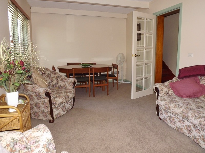 9  Avon Court, Newborough VIC 3825