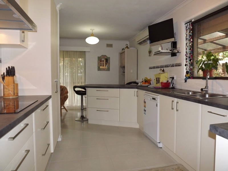 5 Coto Court, Moe VIC 3825