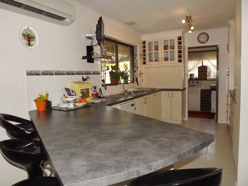 5 Coto Court, Moe VIC 3825