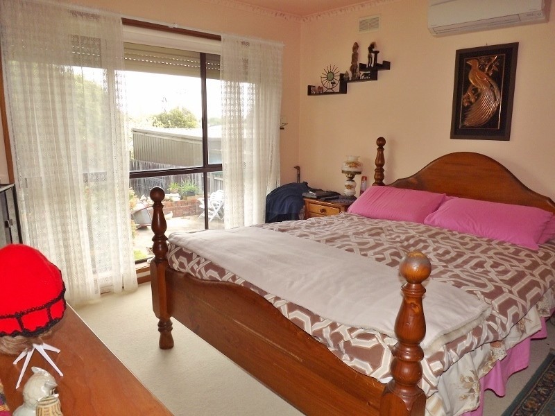 5 Coto Court, Moe VIC 3825