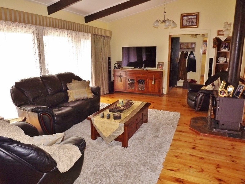9  Lisle Street, Moe VIC 3825
