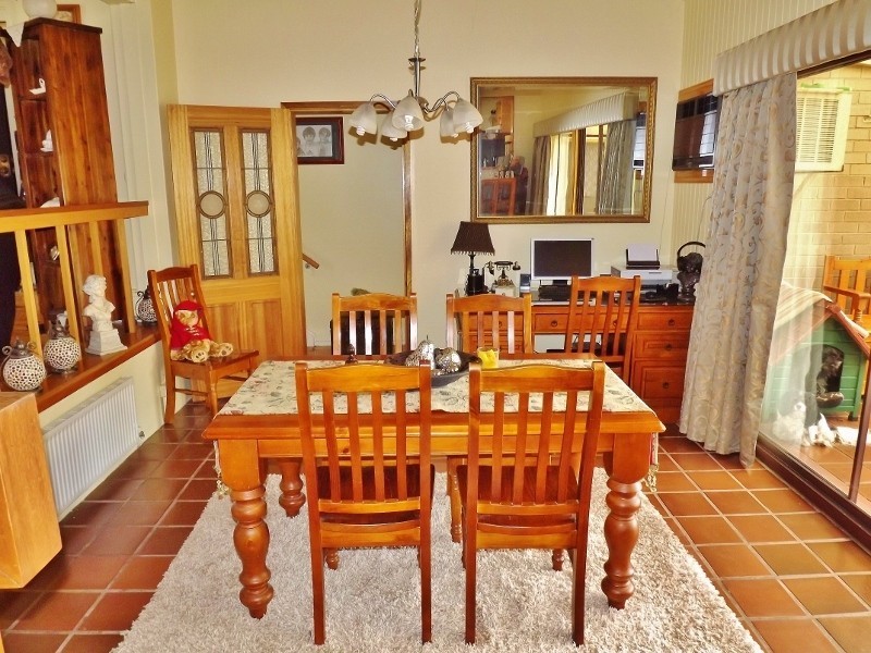 9  Lisle Street, Moe VIC 3825