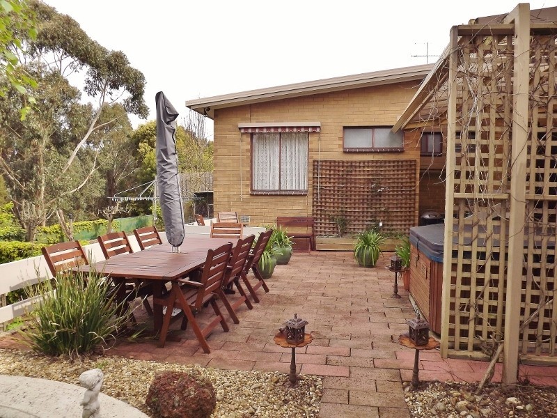 9  Lisle Street, Moe VIC 3825
