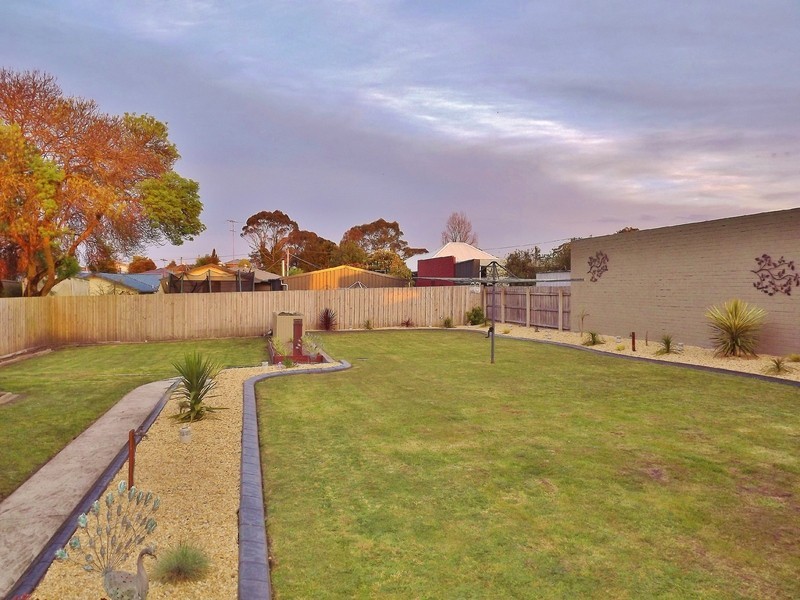14 Harvey Street, Newborough VIC 3825