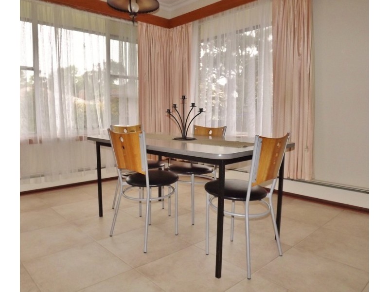 1 Gladstone Street, Moe VIC 3825