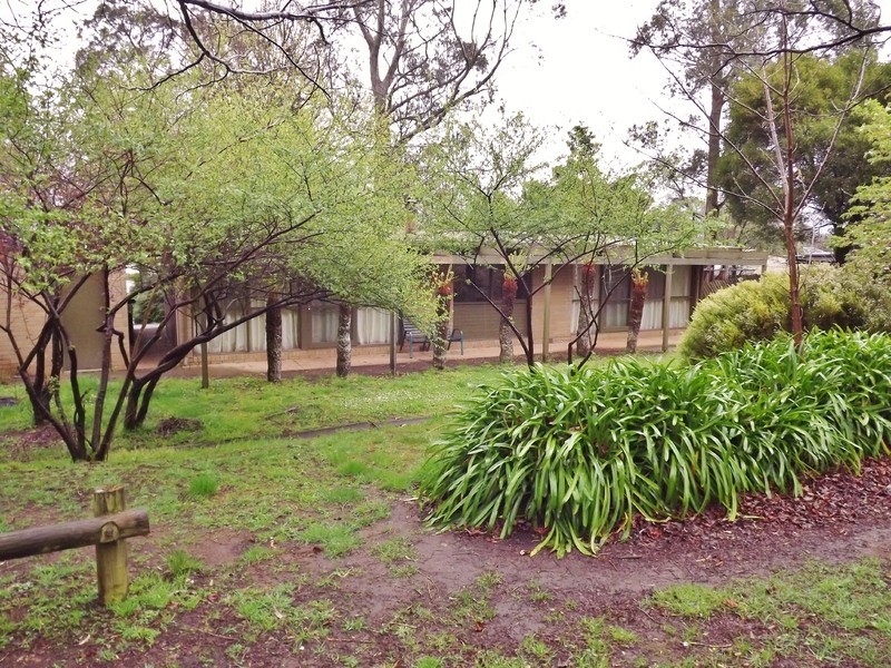 5 St Gwinear Court, Rawson VIC 3825